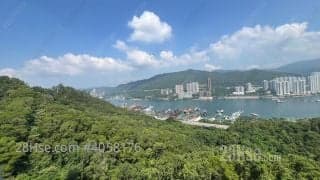 1 BR in > 11 Golden Sandra can speak FLUENT ENGLISH Tsing The met.Az