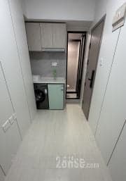 1 BR in > 5 Golden Six stops directly to City University