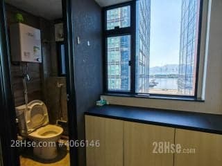 1 BR in > 10 Golden Sea view