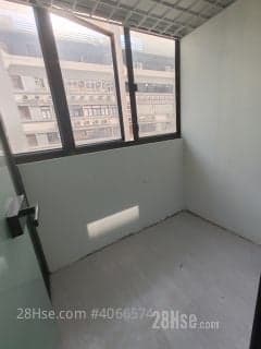 1 BR in > 14 Golden The lobby is open 24 hours a day