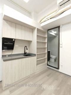 1 BR in > 8 Golden It has an en