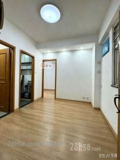 1 BR in > 6 Prince Edward Flower Market: One