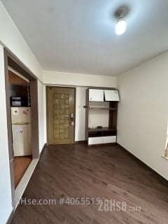 2 BR in > 11 Golden With a key