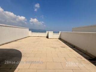 4 BR in > 42 Detached house with sea view available for rent or sale