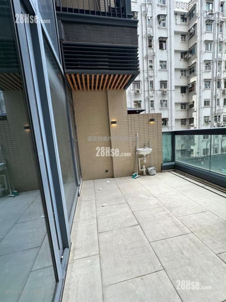 1 BR in > 12 Golden [Rare Large Platform] One