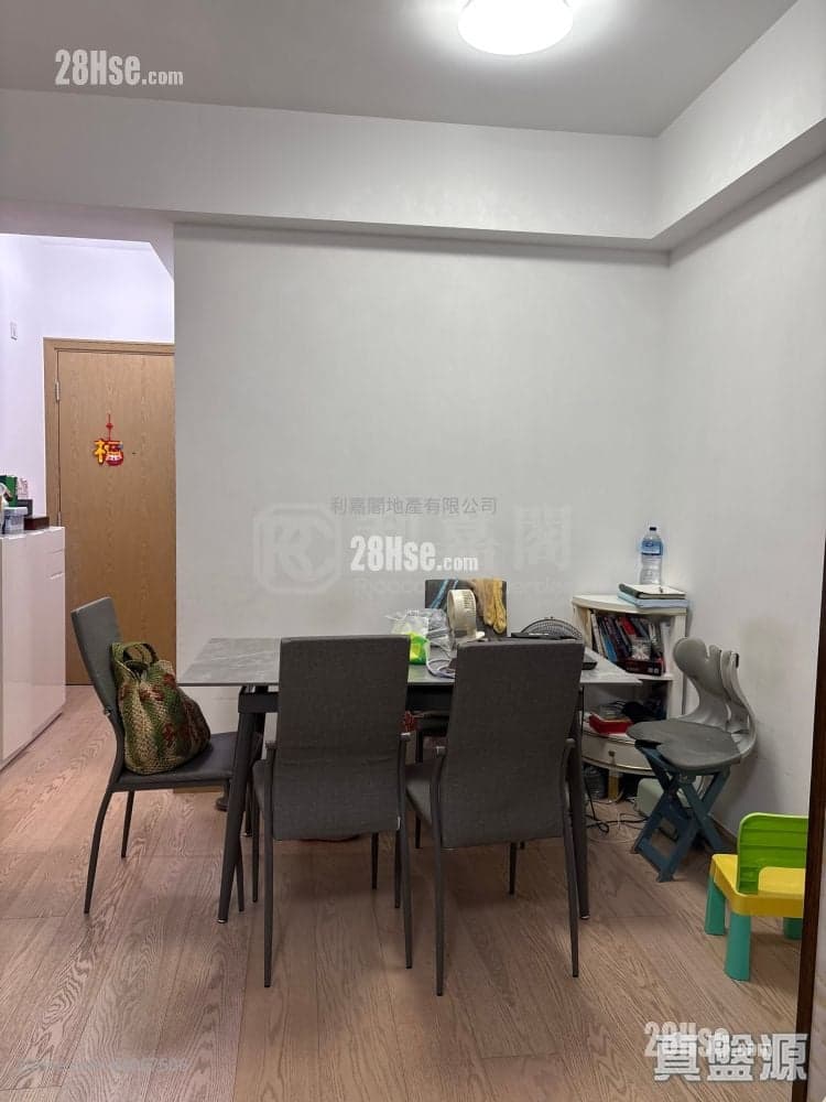 2 BR in > 27 Golden Aihai Song Northeast