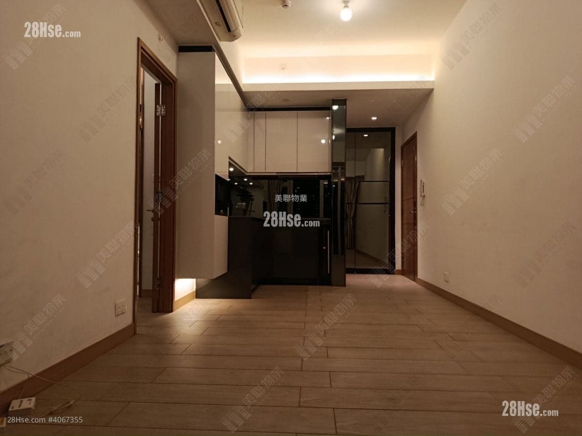 1 BR in > 4 Golden Hot Rental! Rare 1