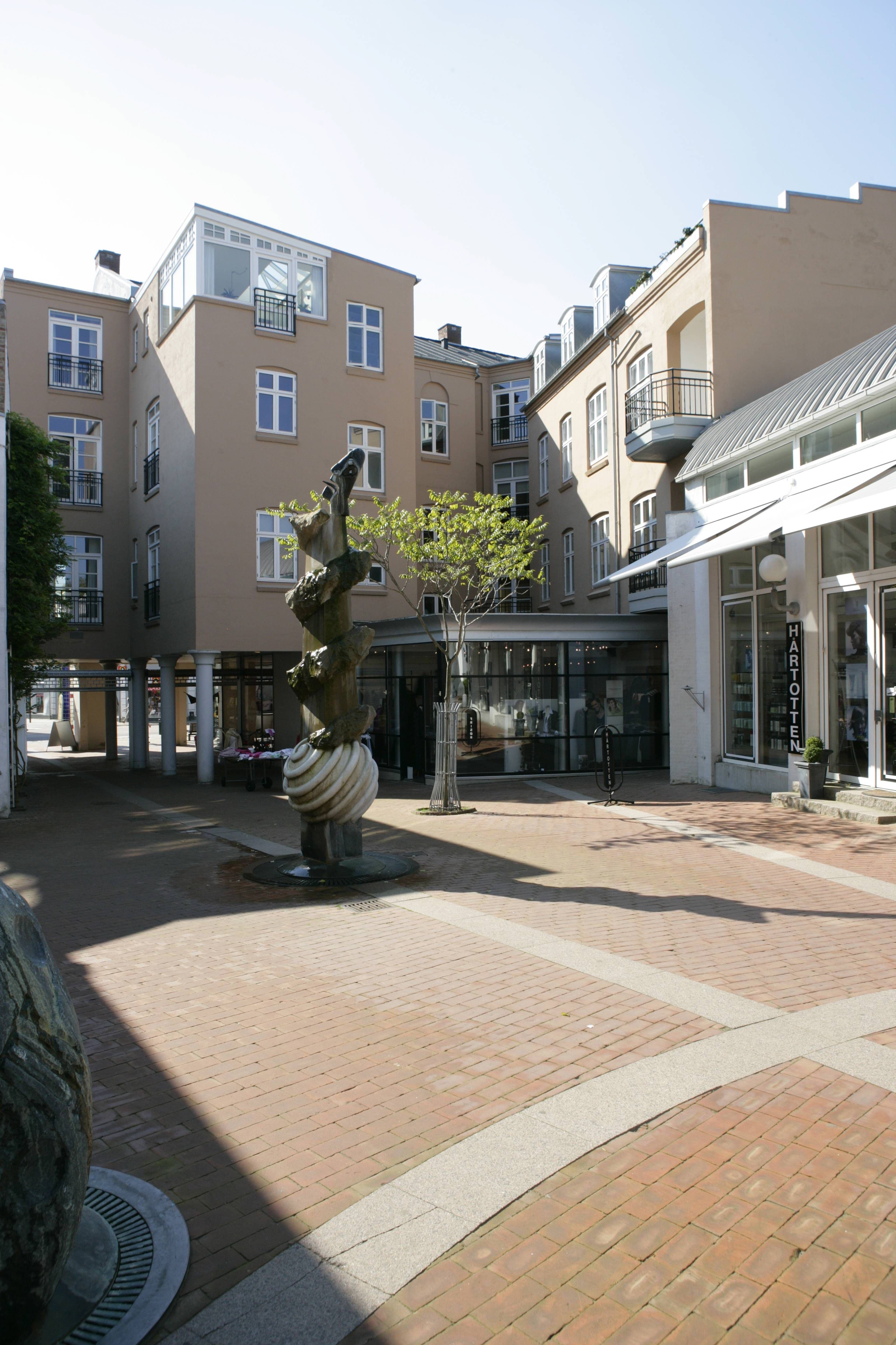 4 værelses lejlighed på Springvandspladsen i Hjørring udlejes