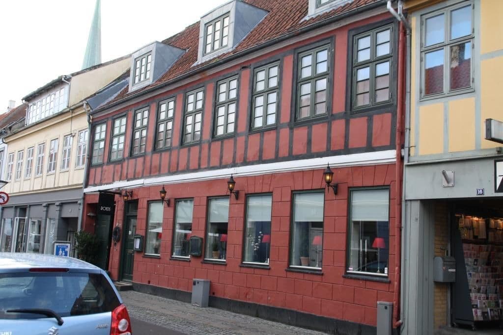 5 vær. lejl. på Mellemgade