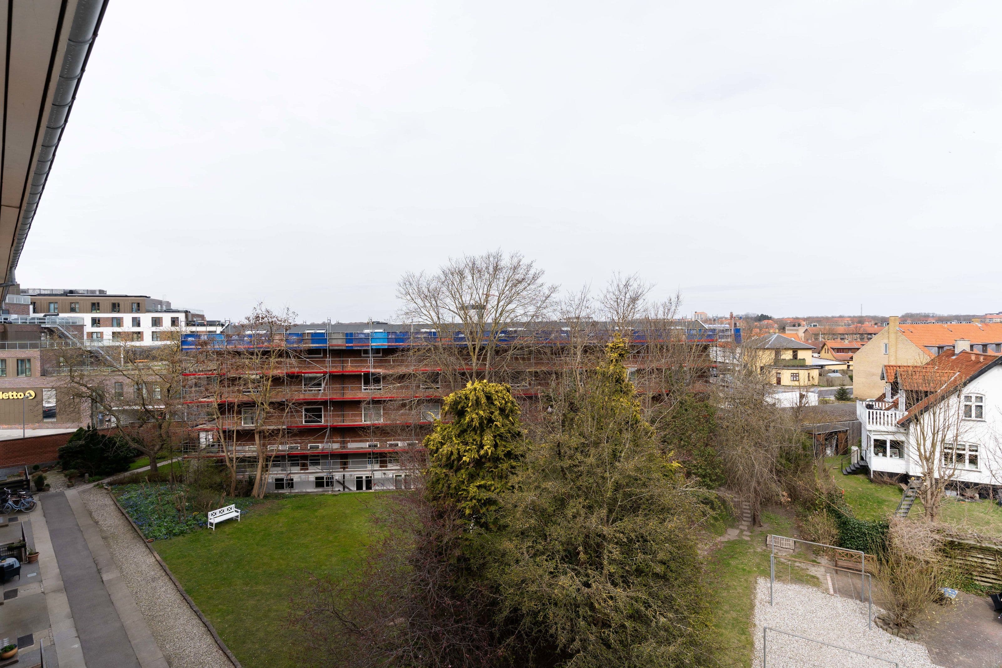 4 værelses lejlighed på Jægersborgvej i Kongens Lyngby udlejes