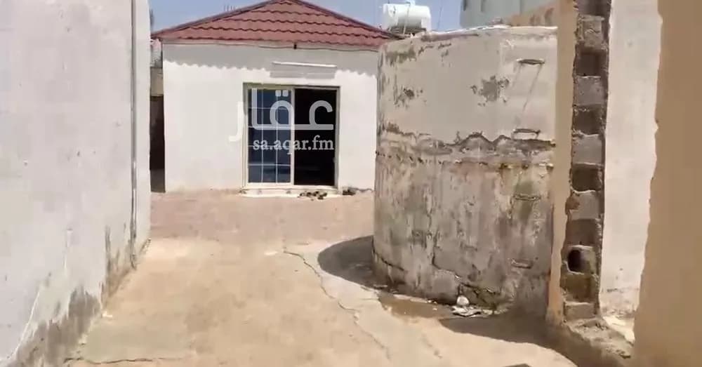 فيلا للبيع في شارع عويج ابن خويلد, حي العاقول, مدينة المدينة المنورة, منطقة المدينة المنورة