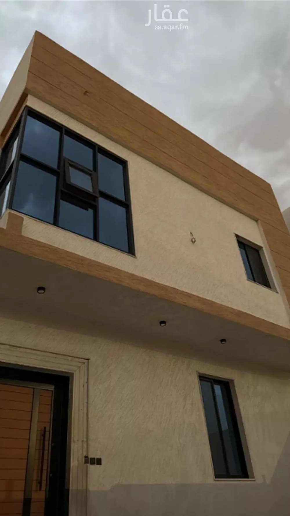 فيلا للبيع في شارع عباد ابن عبيد ابن التيهان, حي الصناعية, مدينة المدينة المنورة, منطقة المدينة المنورة