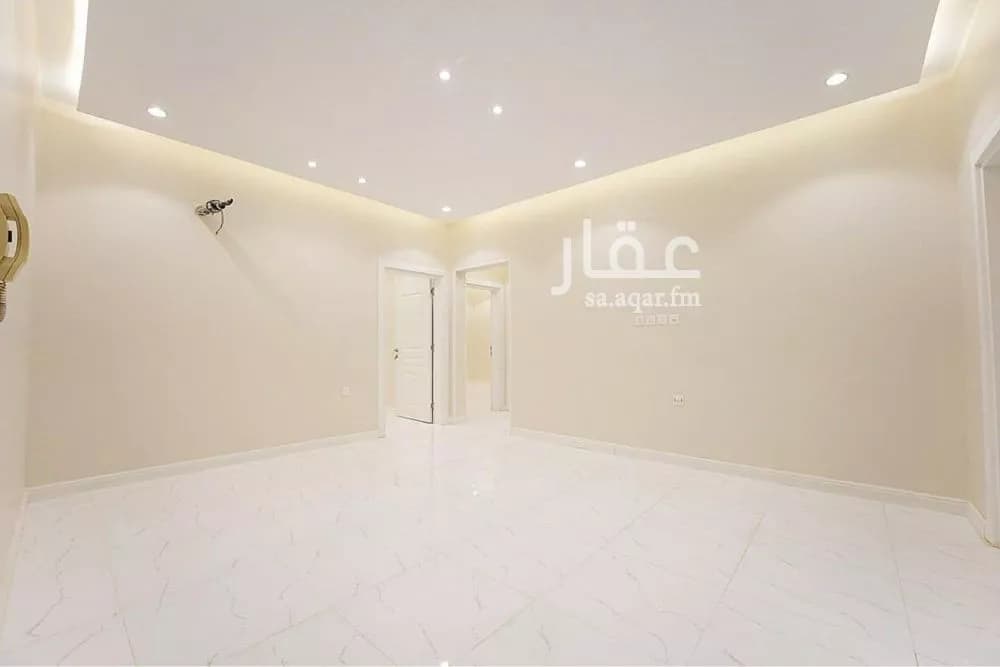 شقة للبيع في شارع المعتمد ابن عباد, حي الأمير عبدالمجيد, مدينة جدة, منطقة مكة المكرمة