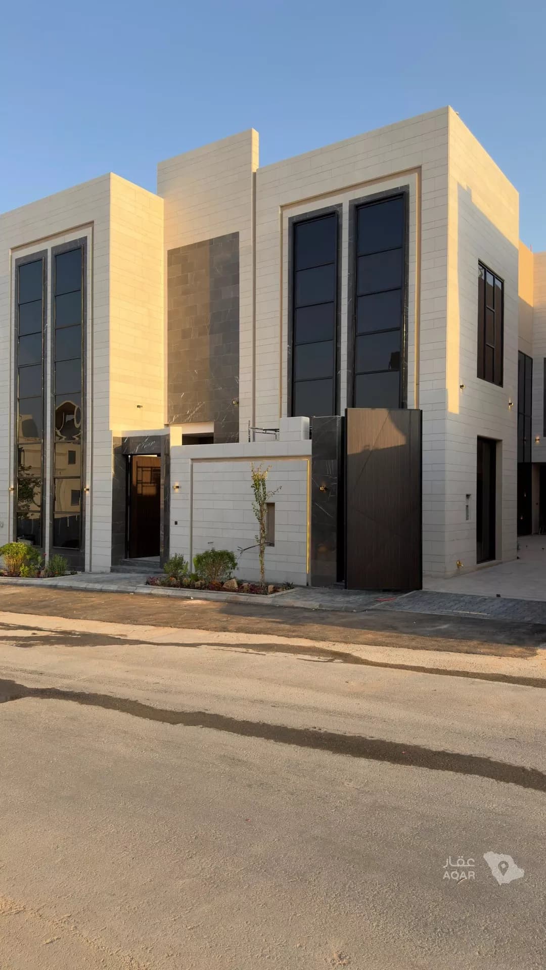 فيلا للبيع في شارع زينب بنت أبي سلمة, حي المهدية, مدينة الرياض, منطقة الرياض