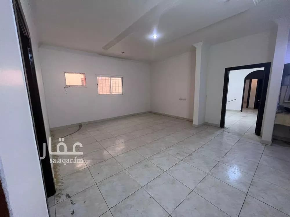 شقة للبيع في شارع وادي الخضارم, حي بدر, مدينة الرياض, منطقة الرياض