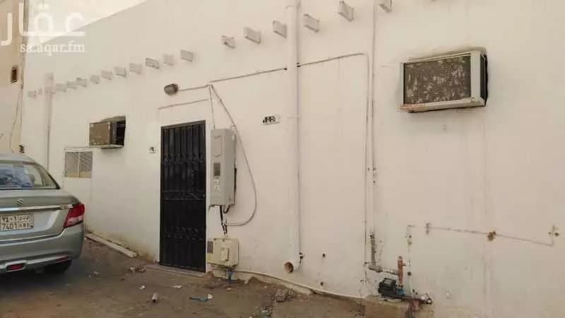 فيلا للبيع في شارع تميم مولى ابن غنم, حي العنابس, مدينة المدينة المنورة, منطقة المدينة المنورة