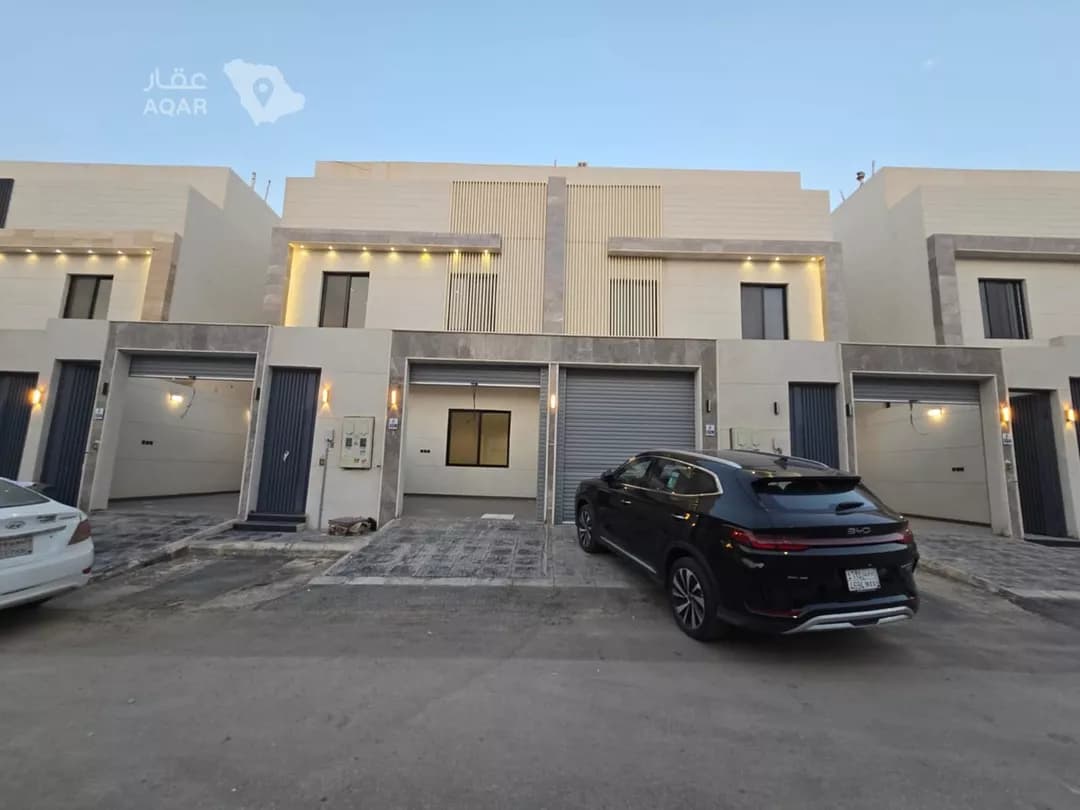 فيلا للبيع في شارع شقرون المغراوي, حي عكاظ, مدينة الرياض, منطقة الرياض