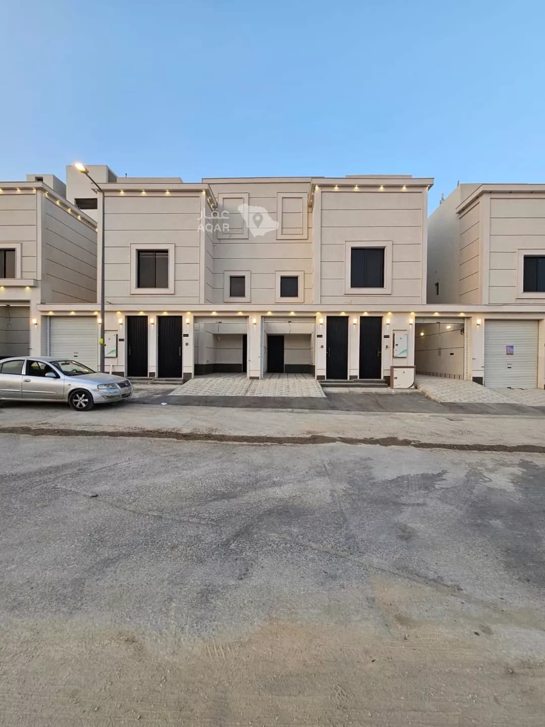 فيلا للبيع في شارع مصطفى عبدالرزاق, حي عكاظ, مدينة الرياض, منطقة الرياض