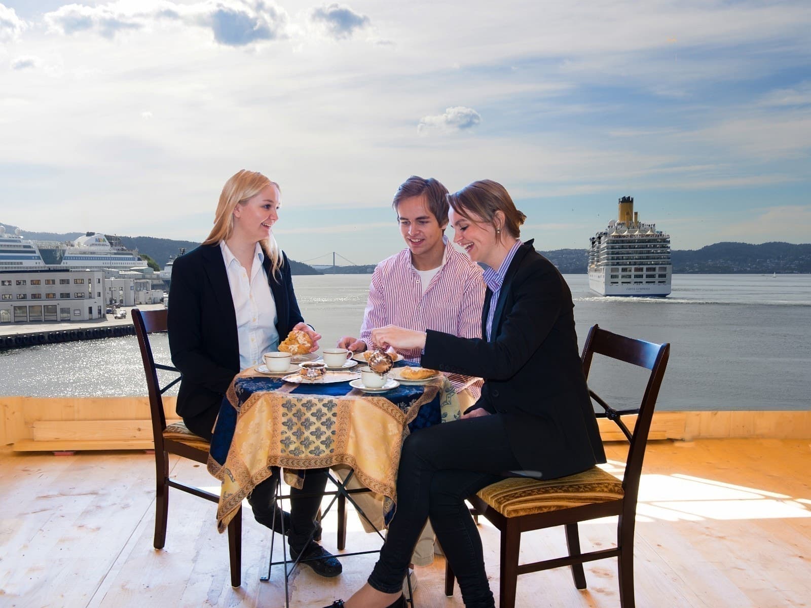 Privat Sentrale kontorer 15 - 250 kvm i nybygg i Skuteviken Skuteviksboder 13 5035 Bergen, Bergen 15 - 250 m² 1 300 kr Kontor Legg til som favoritt