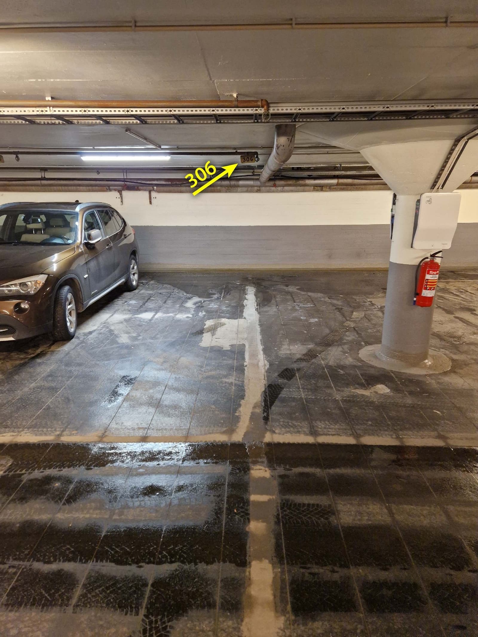 Privat Majorstuen - Garasjeplass Majorstuen m/el-lader selges Kirkeveien 92, Oslo 15 m² 560 000 kr Totalpris: 604 166 kr ∙ Fellesutg