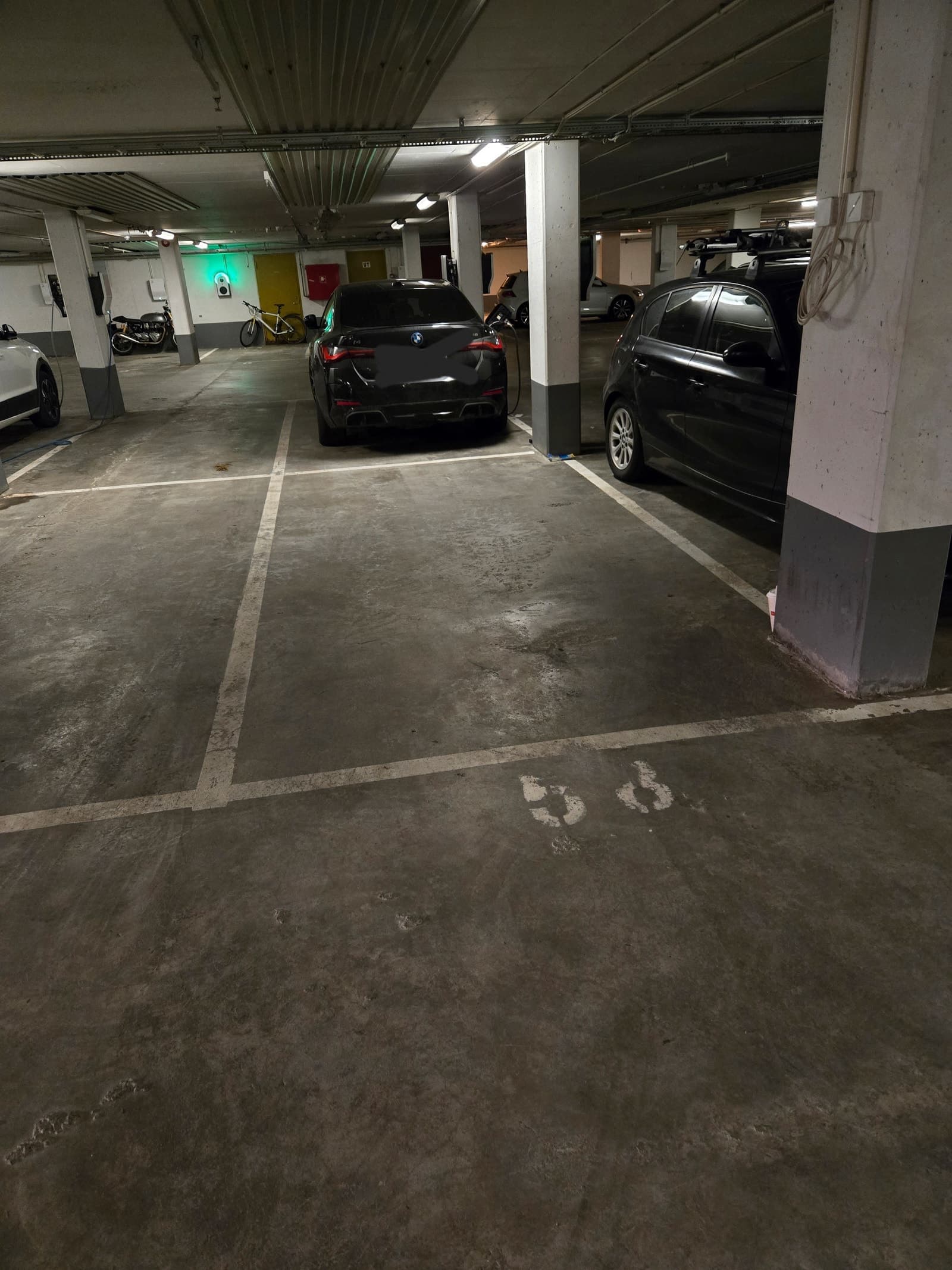Privat Grünerløkka - Garasjeplass på Grünerløkka/Rodeløkka TEGLVERKSGATA 7 A, Oslo 12 m² 410 000 kr Totalpris: 421 750 kr ∙ Fellesutg