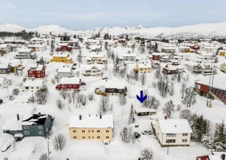 Privat Unik mulighet - Tomt nær sentrum (sone 1) KALDFJORDVEGEN 5, Tromsø 486 m² 2 960 000 kr Totalpris: 2 960 000 kr ∙ Tomt Legg til som favoritt