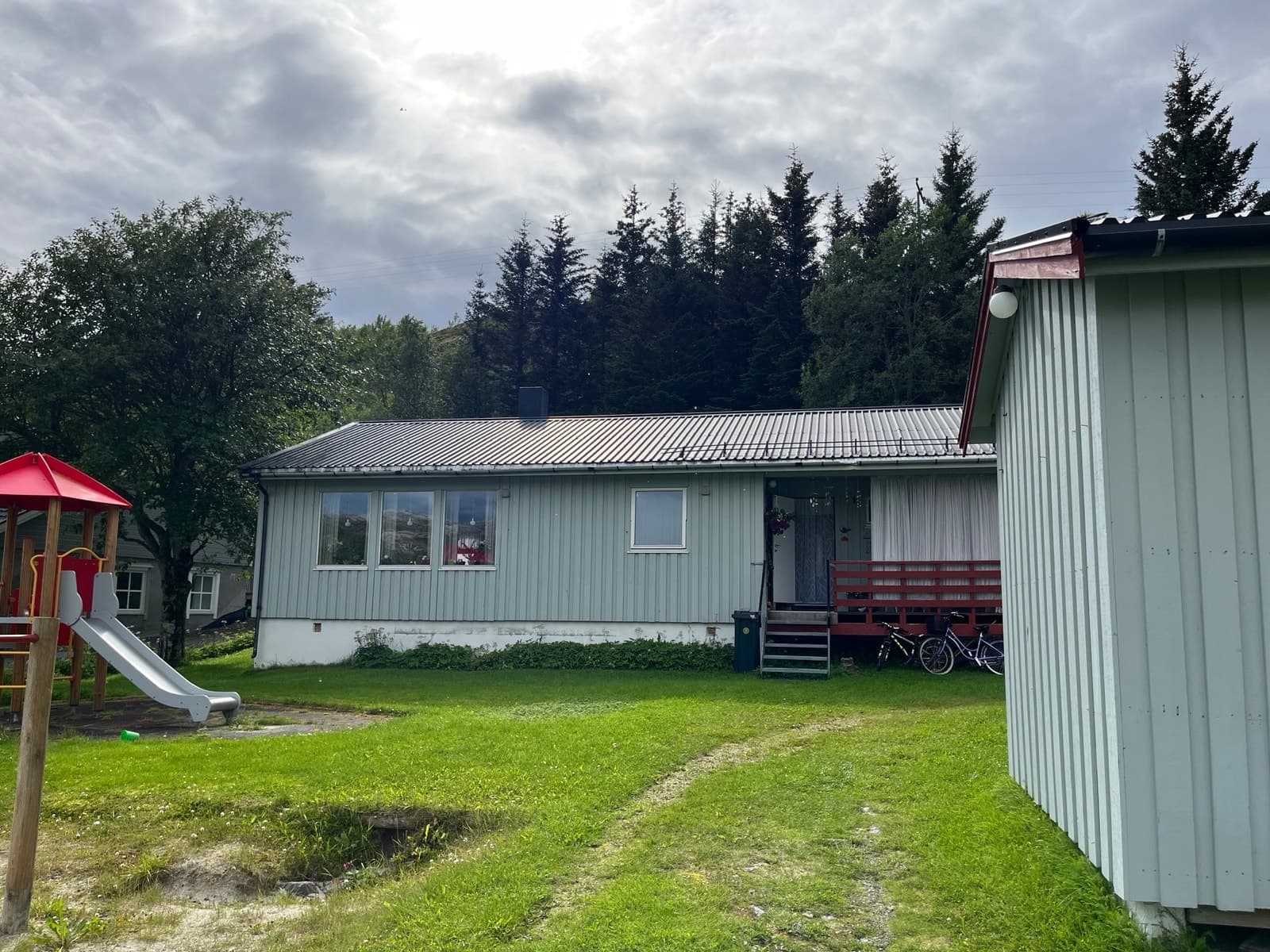 Privat Hus til Leie på Landegode Landegodeveien 64, Landegode 91 m² 7 500 kr Enebolig ∙ 3 soverom Legg til som favoritt
