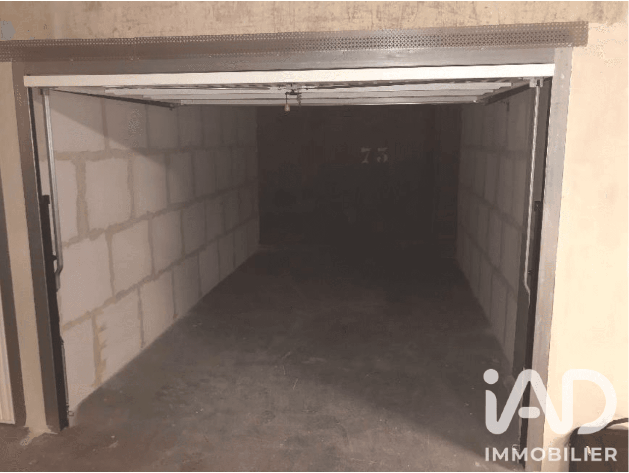 Vente Garage 13 m&sup2;