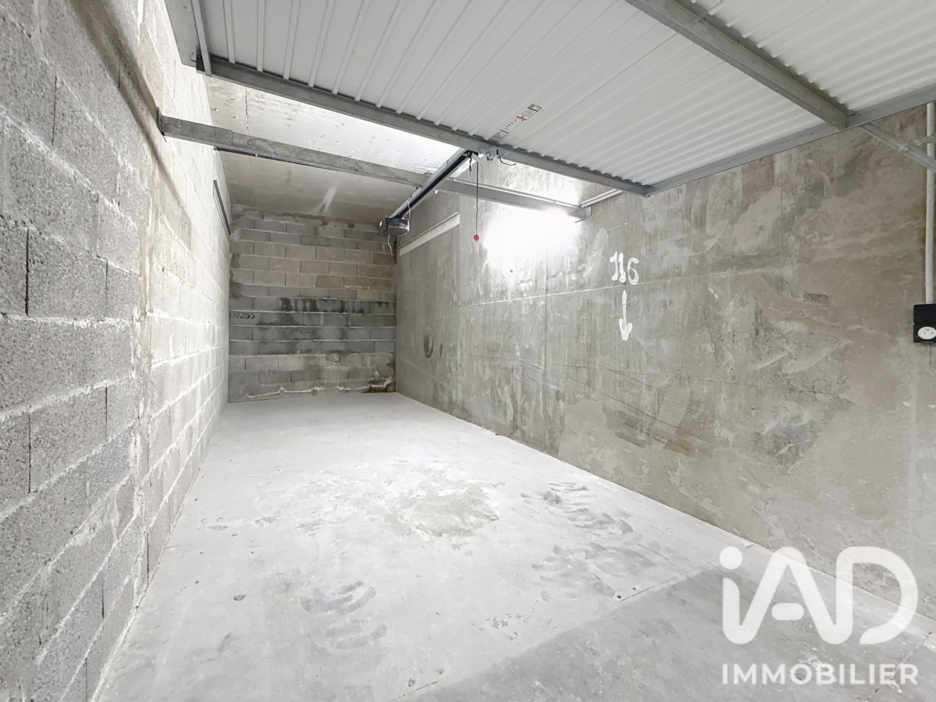 Vente Garage 21 m²