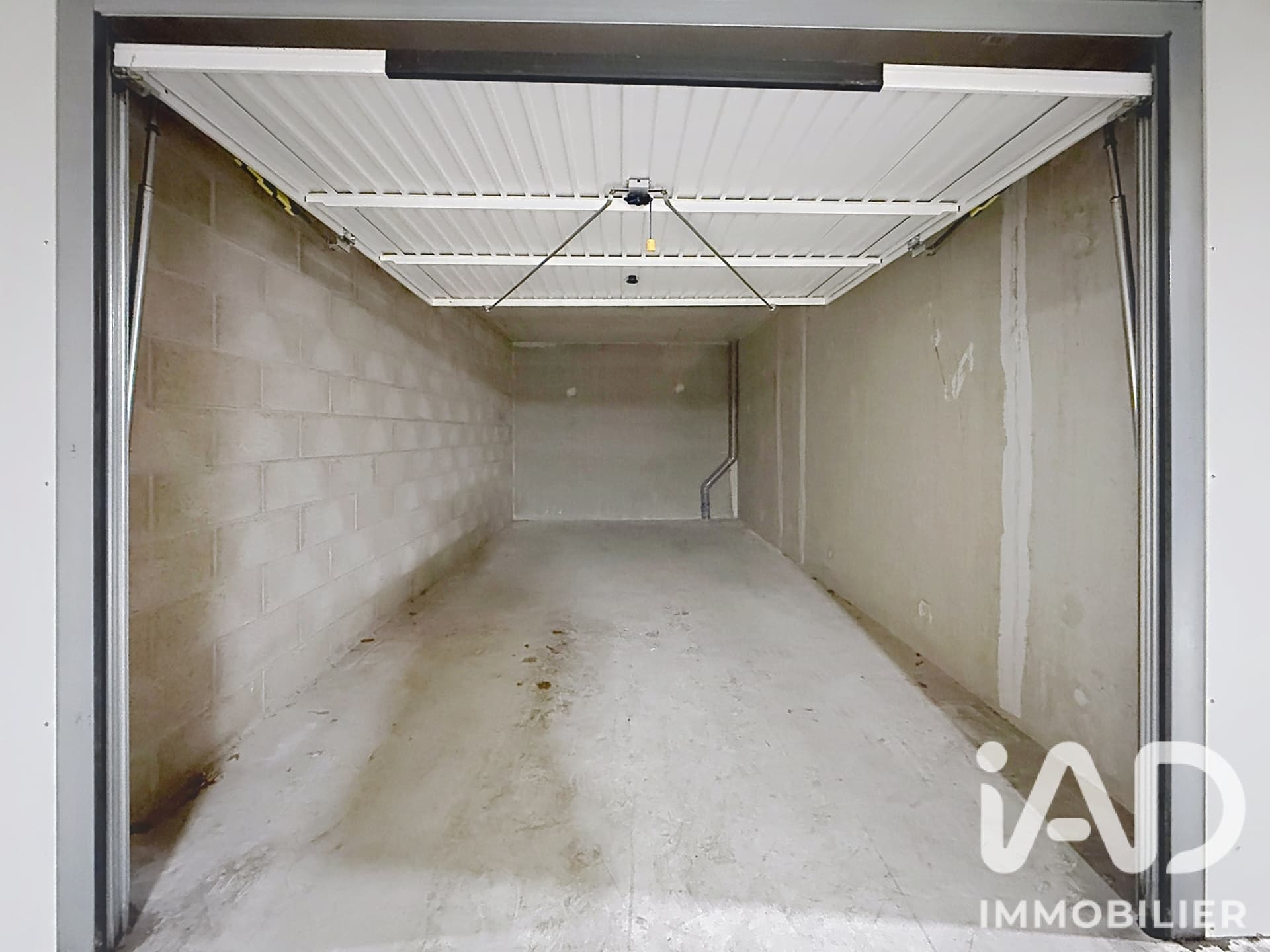 Vente Garage 17 m&sup2;