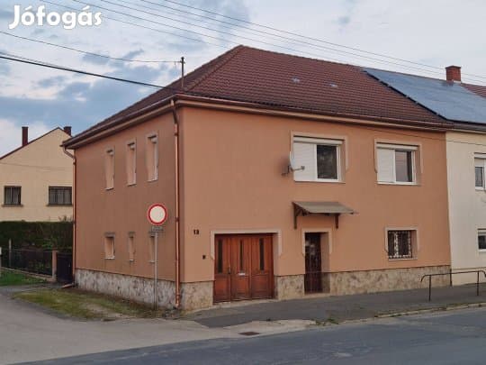 Családi ház üzlethelyiséggel Szombathelyen