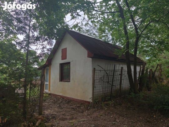 Debrecen Kartács utca közelében telek eladó