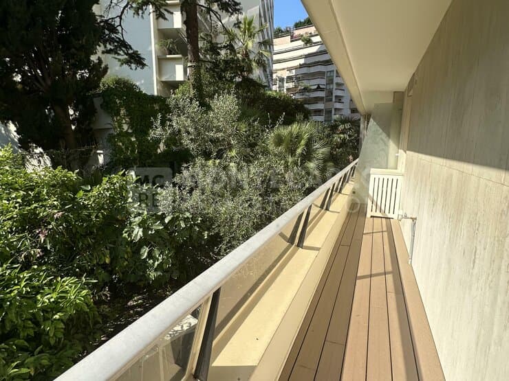 JARDIN EXOTIQUE | BEL HORIZON | 3 ROOMS