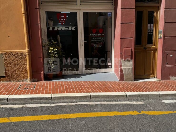 EXCLUSIVE LISTING - Leasehold Right - Commercial Premises - Mona