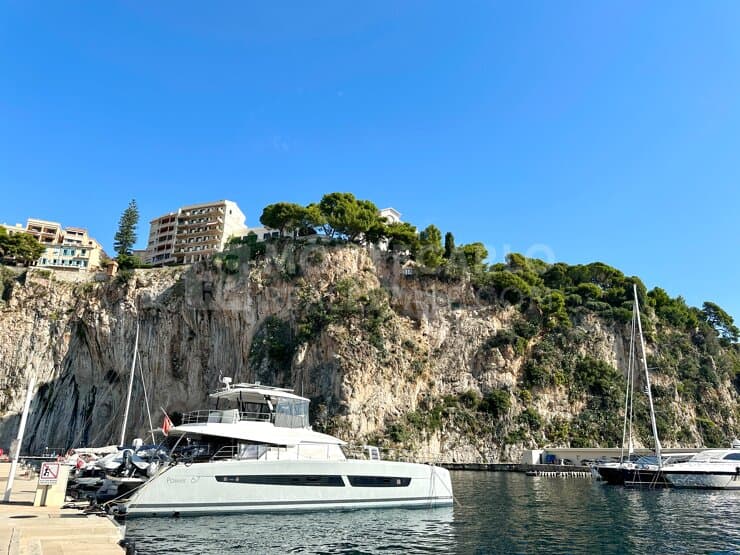 COMMERCIAL SPACE IN FONTVIEILLE