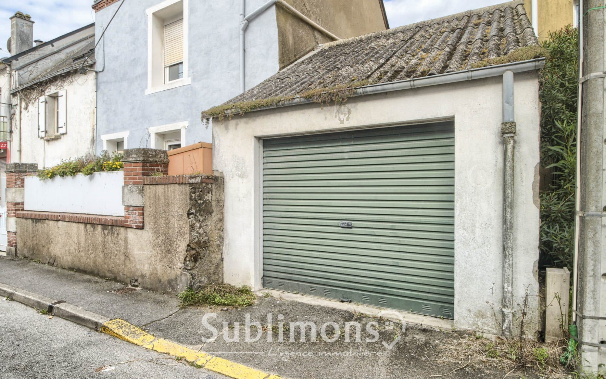Garage de 28 m² à Saint-Nazaire