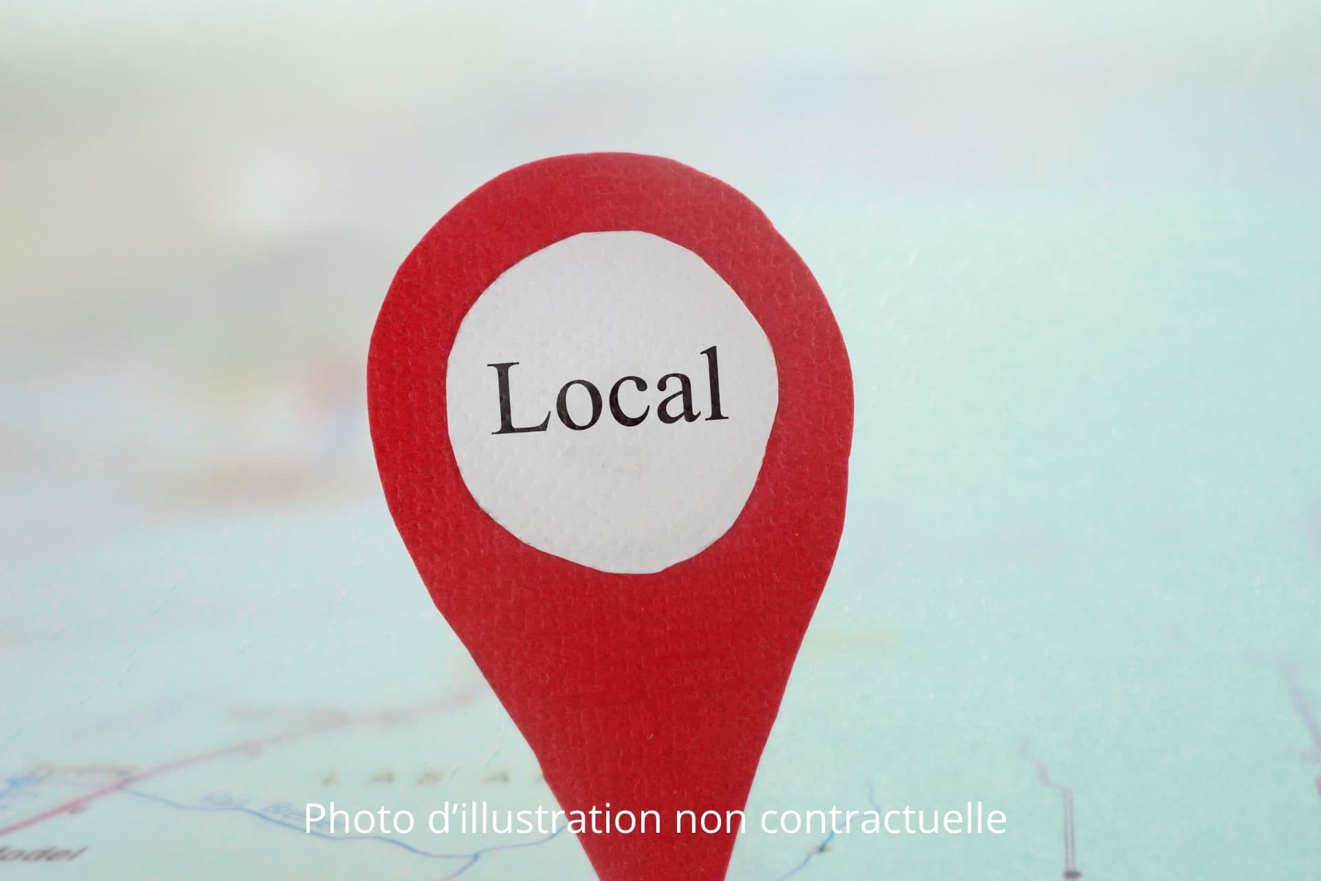 ANNECY 74000 A VENDRE DROIT AU BAIL LOCAL COMMERCIAL HYPER CENTR