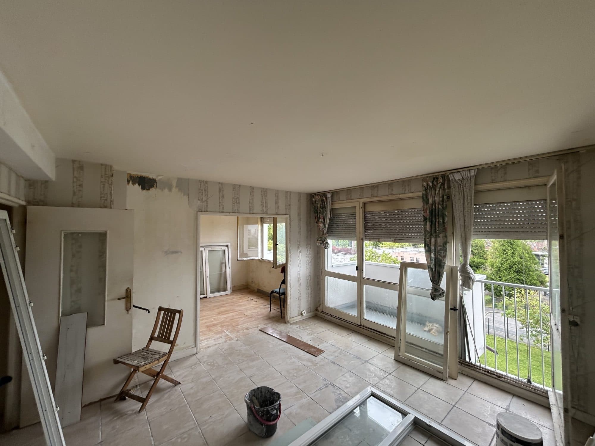 À VENDRE - APPARTEMENT T3 À RÉNOVER