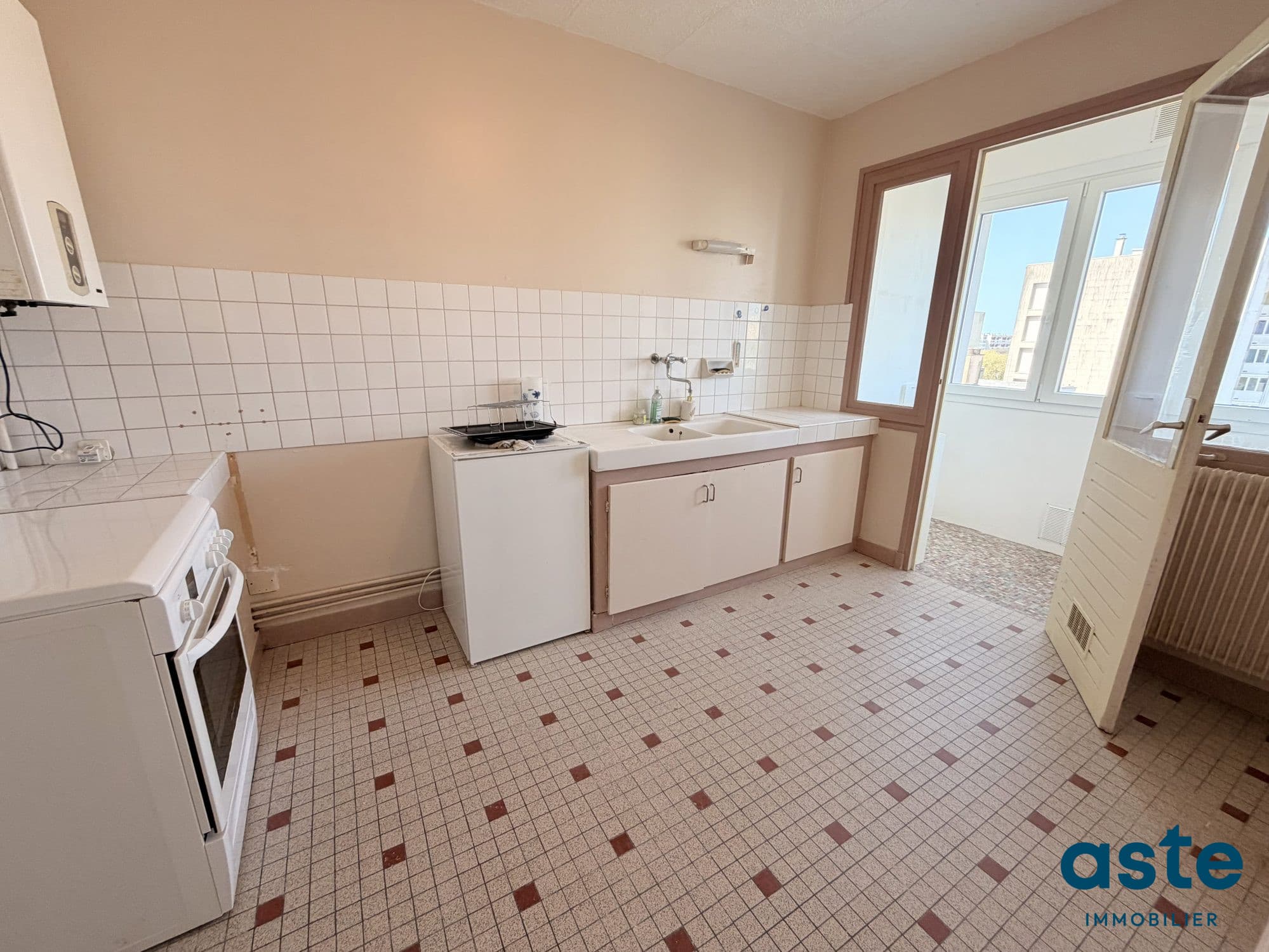 APPARTEMENT T3 AVEC BALCON & ASCENSEUR – BREST BELLEVUE (RUE D