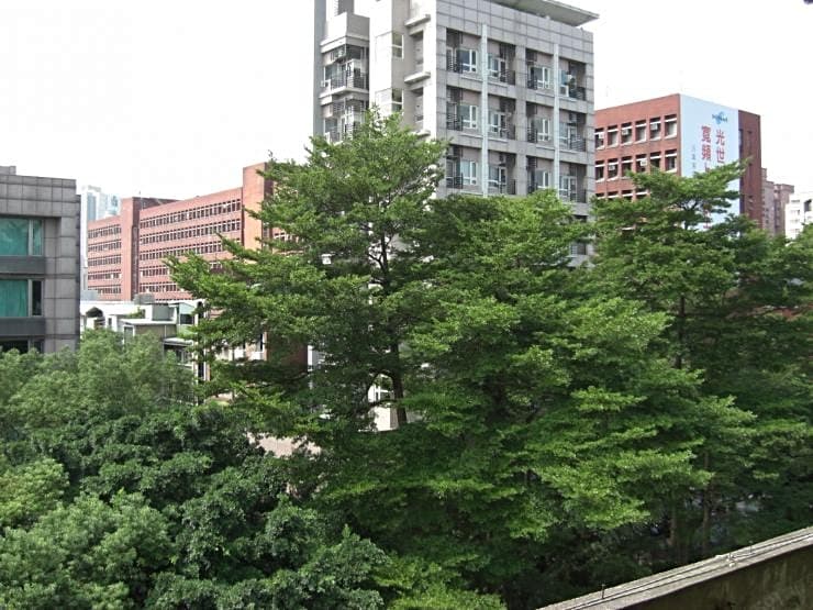 ，管理好，安全性高-優質單純女學生公寓