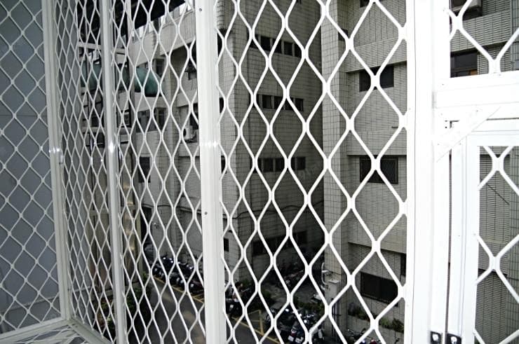 中山路二段套房，採光佳，交通方便
