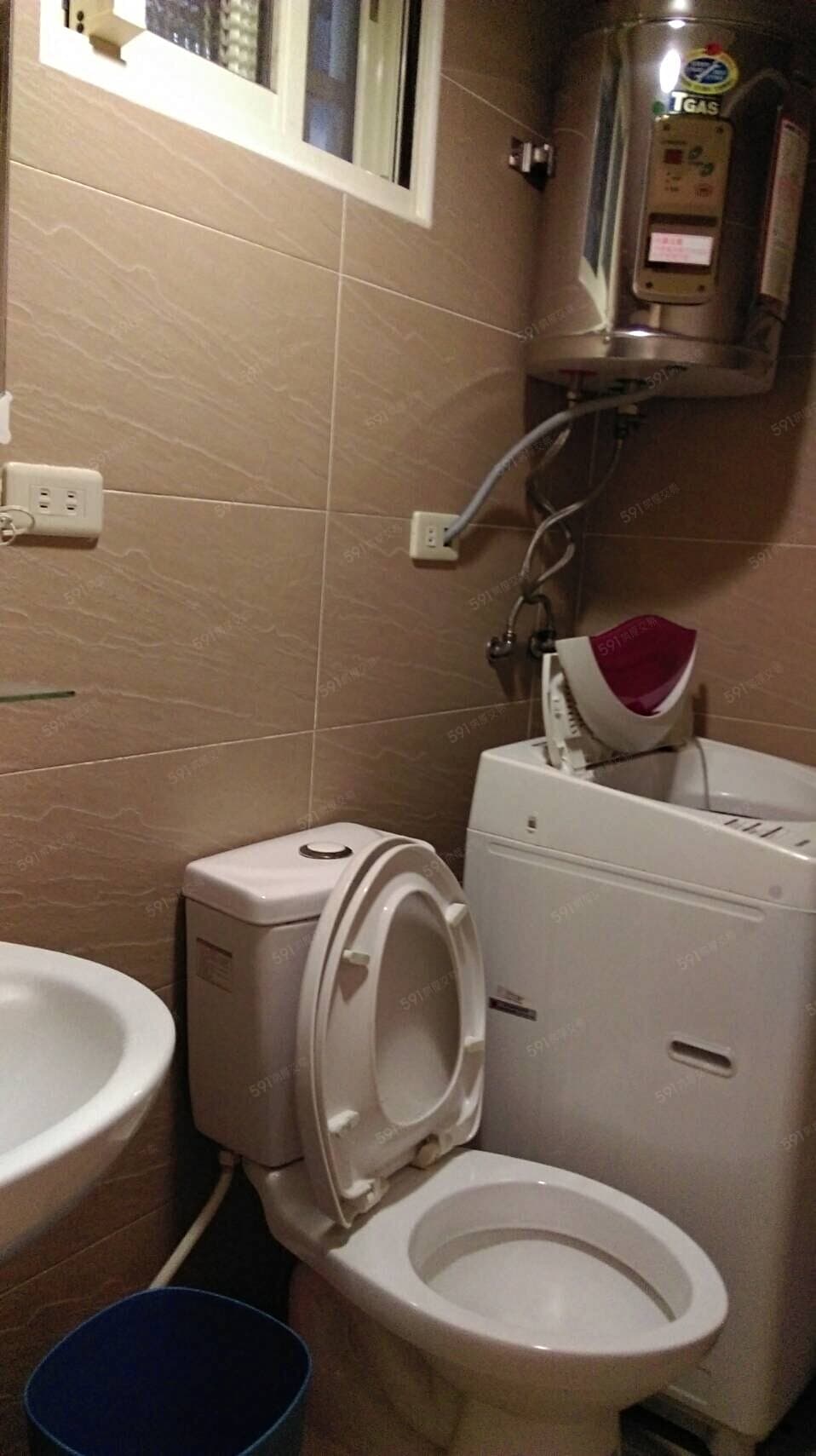 桃園市區精美套房、生活便利、全套家俱電