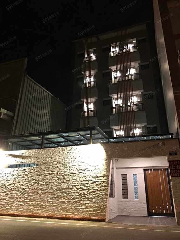 獨立陽台電梯套房近修平朝陽軟體園區