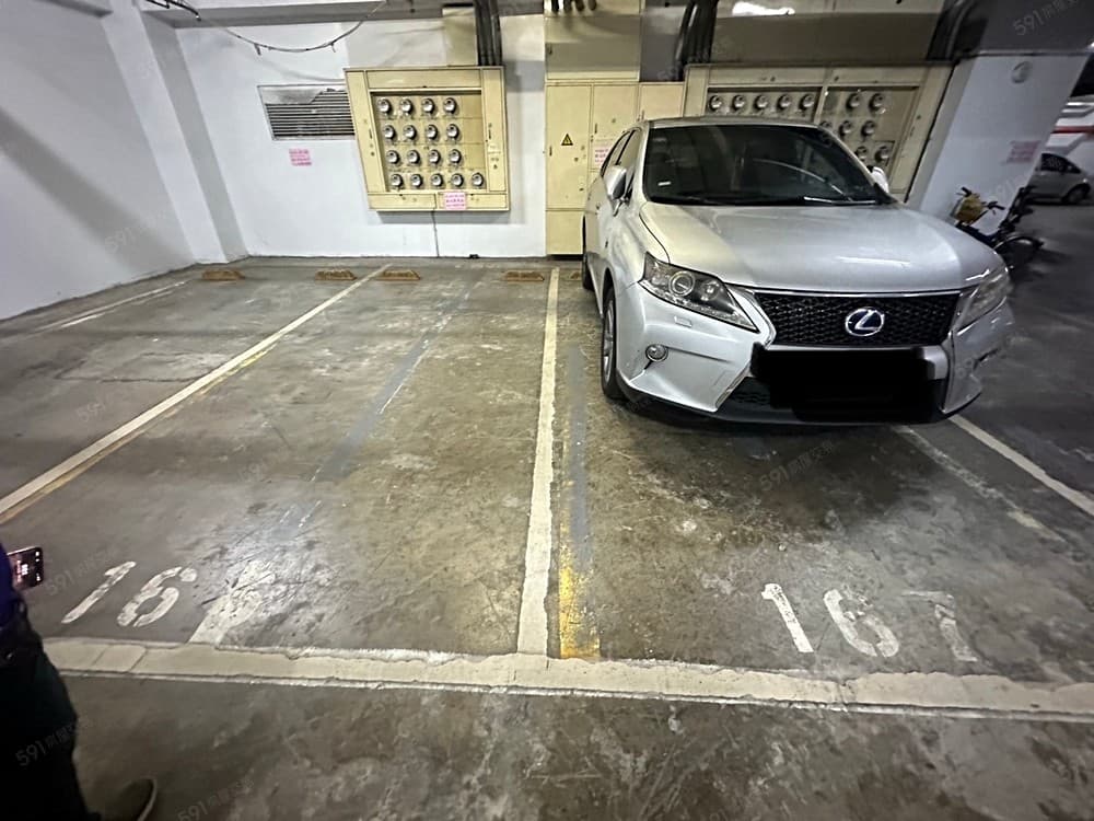近長庚商圈,B1大停車位