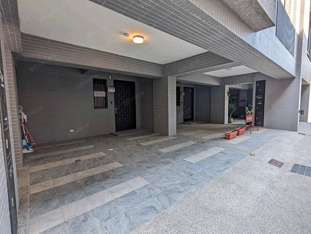 新光田/中科/透天/雙車位拎包入住，租$36000免仲介