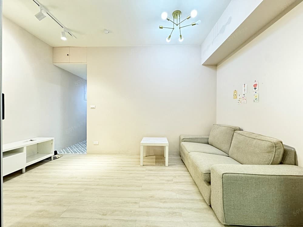 屋主誠意出售!價格好談捷運電梯兩房【中信房屋-王顥勳】