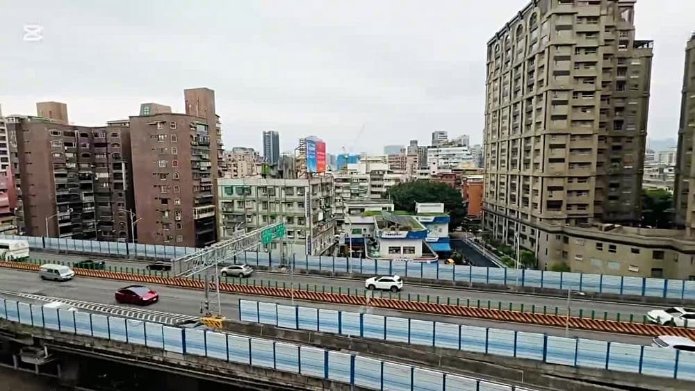 現成收租金雞母