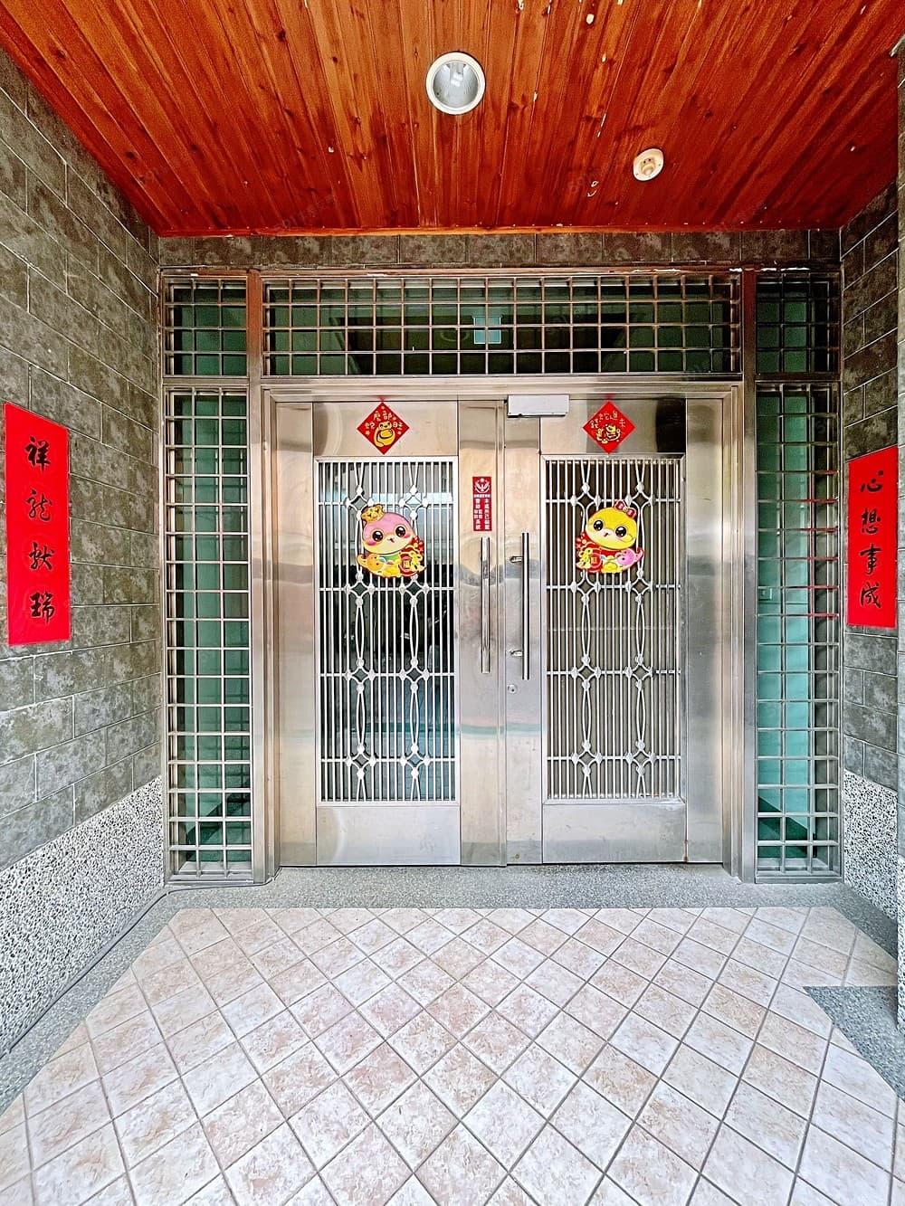 歸仁翰林學院-獨立套房(近台南高鐵&長榮大學)附獨立彈簧床
