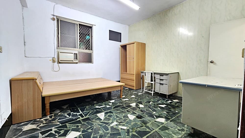近高雄科大.建工商圈2樓公寓/預劃捷運黃線站/活巷前陽台進出
