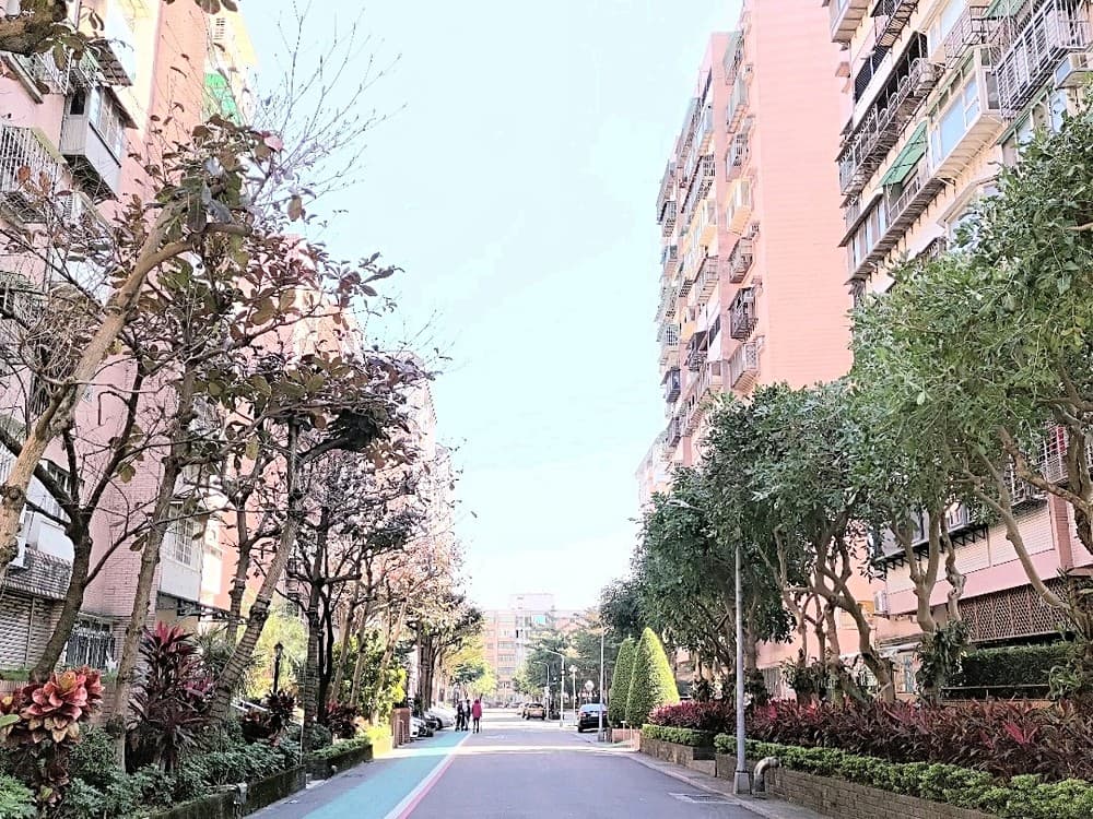 健康新城/靜巷/高樓/三房車位*中信葉玲玲